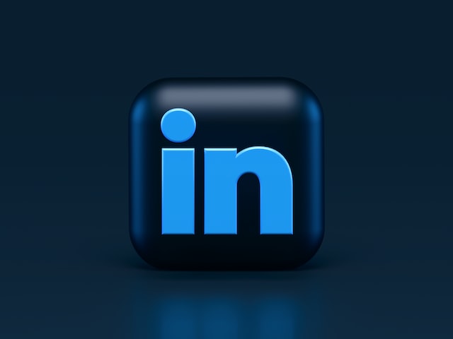 'linkedin logo in a stylized rounded 3d form'
